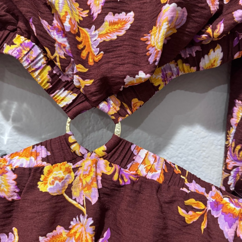 REVOLVE MINKPINK FLORAL LINEN DRESS CUTOUT LONG SLEEVES BROWN MEDIUM LIGHTWEIGHT - Picture 2 of 7